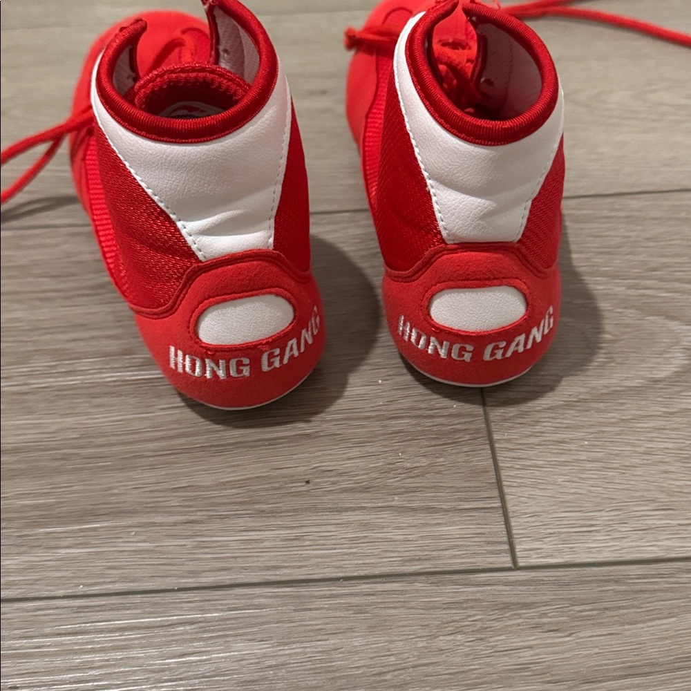 Red Youth Wrestling Shoes - Picture 3 of 3